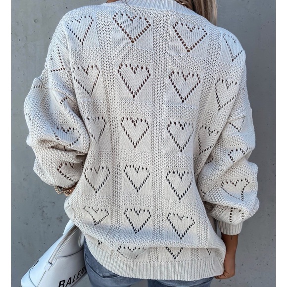 SOLD OUT Heart Knit V-Neck Pullover Casual Sweater - Picture 3 of 4